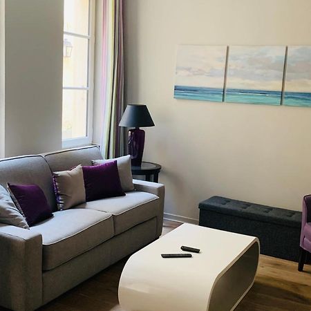 Appartement Versailles Quartier Notre Dame Au Pied Du Chateau Avec Parking ภายนอก รูปภาพ