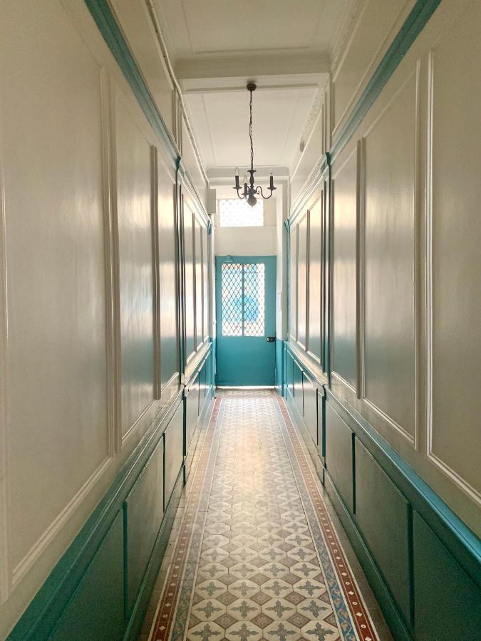 Appartement Versailles Quartier Notre Dame Au Pied Du Chateau Avec Parking ภายนอก รูปภาพ