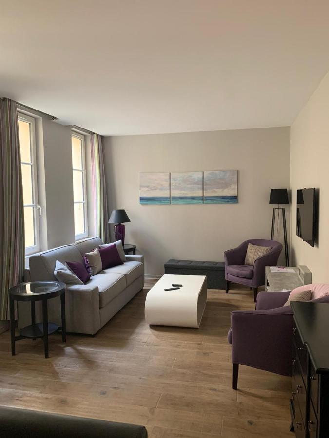 Appartement Versailles Quartier Notre Dame Au Pied Du Chateau Avec Parking ภายนอก รูปภาพ