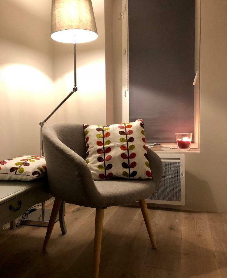 Appartement Versailles Quartier Notre Dame Au Pied Du Chateau Avec Parking ภายนอก รูปภาพ