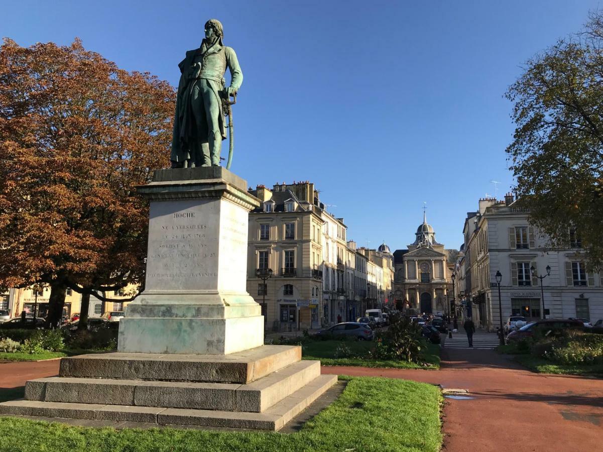 Appartement Versailles Quartier Notre Dame Au Pied Du Chateau Avec Parking ภายนอก รูปภาพ